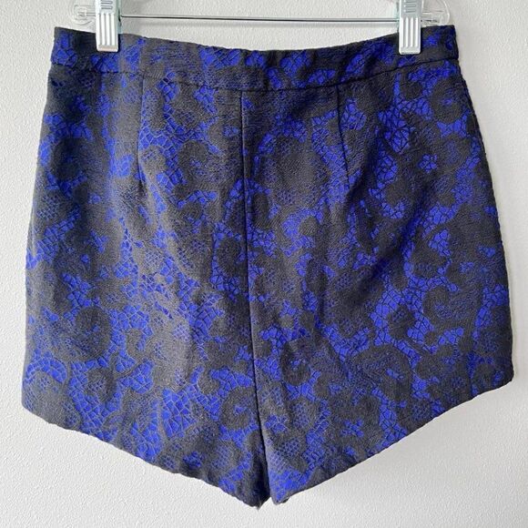 Nasty Gal Cobalt Blue/Black Lace High Waist Shorts Size S - Picture 3 of 7